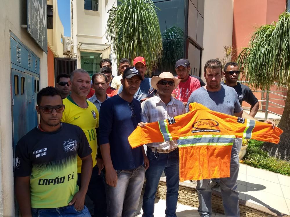 Caetité: Trabalhadores da Alfa, terceirizada da Renova Energia, buscam na justiça direitos trabalhistas 