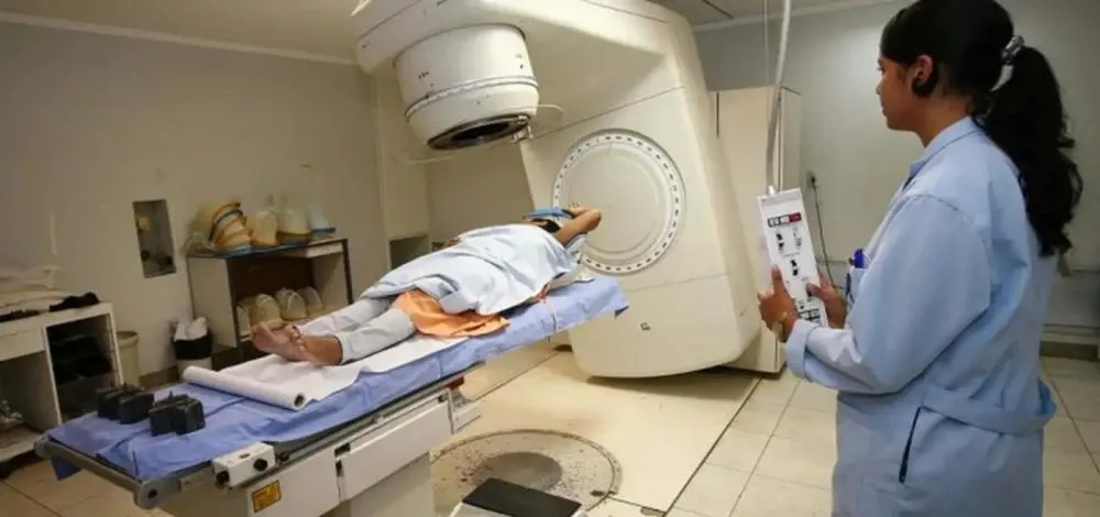 Câmara aprova projeto que prevê acesso gratuito a terapias avançadas contra o câncer