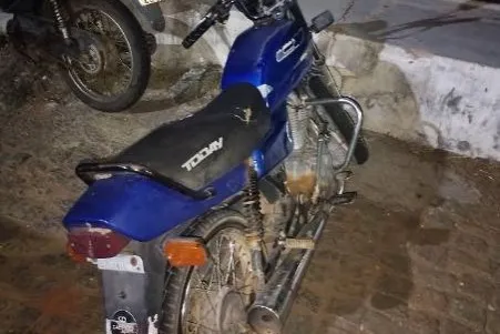 Homem é autuado em flagrante após localização de moto furtada em Guanambi
