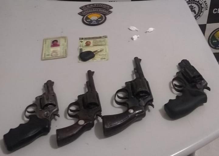 Suspeitos de tráfico de drogas morrem durante troca de tiros com a polícia em Tanhaçu