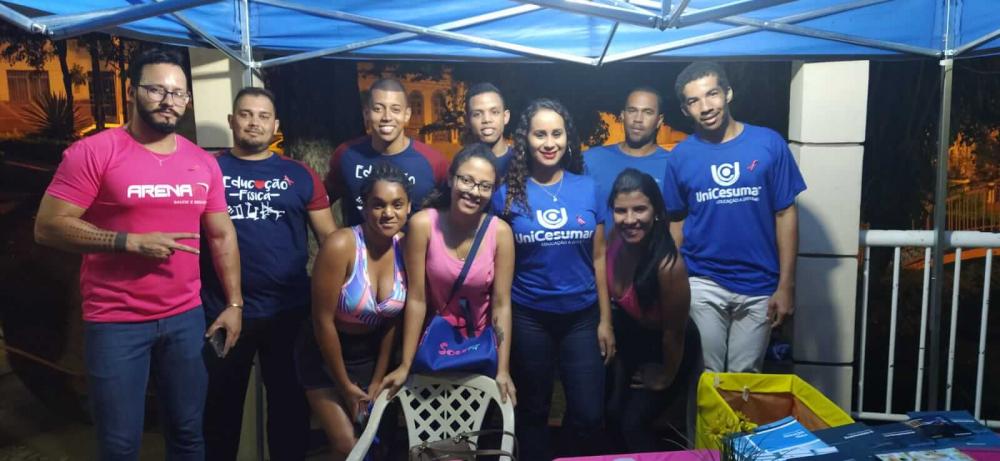 Unicesumar realizou atividades da campanha 'Outubro Rosa' na Praça da Catedral em Caetité