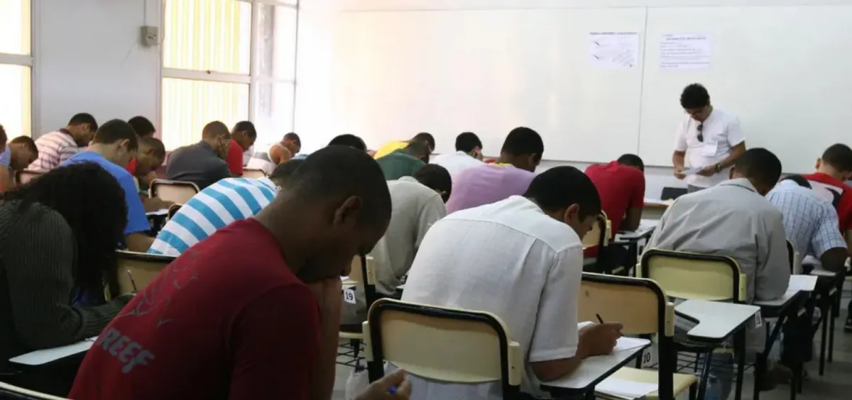 Provas do Encceja serão aplicadas neste domingo em todo o país