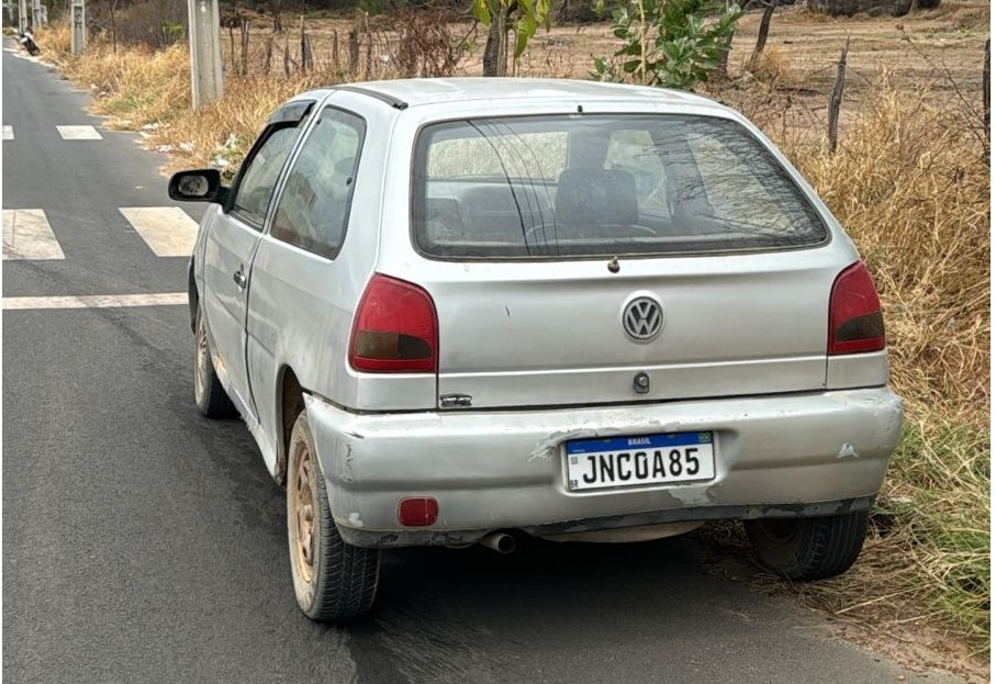 Polícia recupera carro furtado e prende suspeito em Guanambi