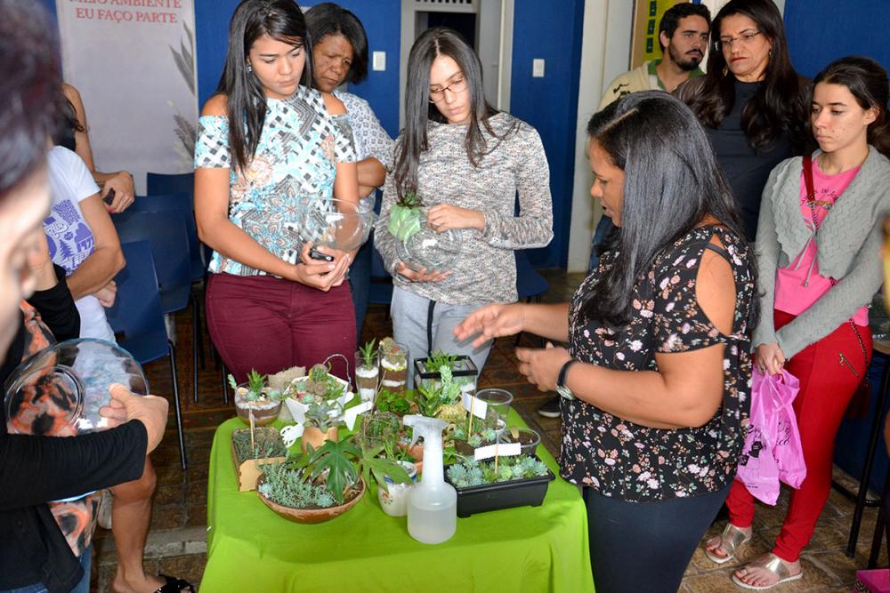 Caetité: INB realiza oficina de construção de terrário