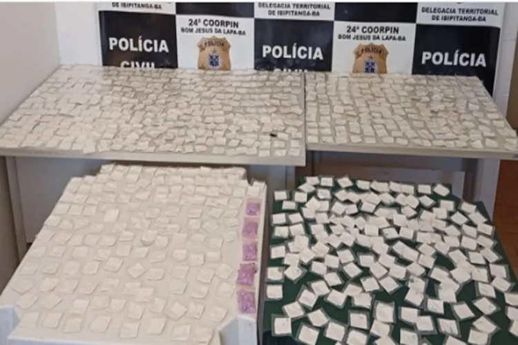 Polícia Militar apreende mais de mil papelotes de drogas em Ibipitanga