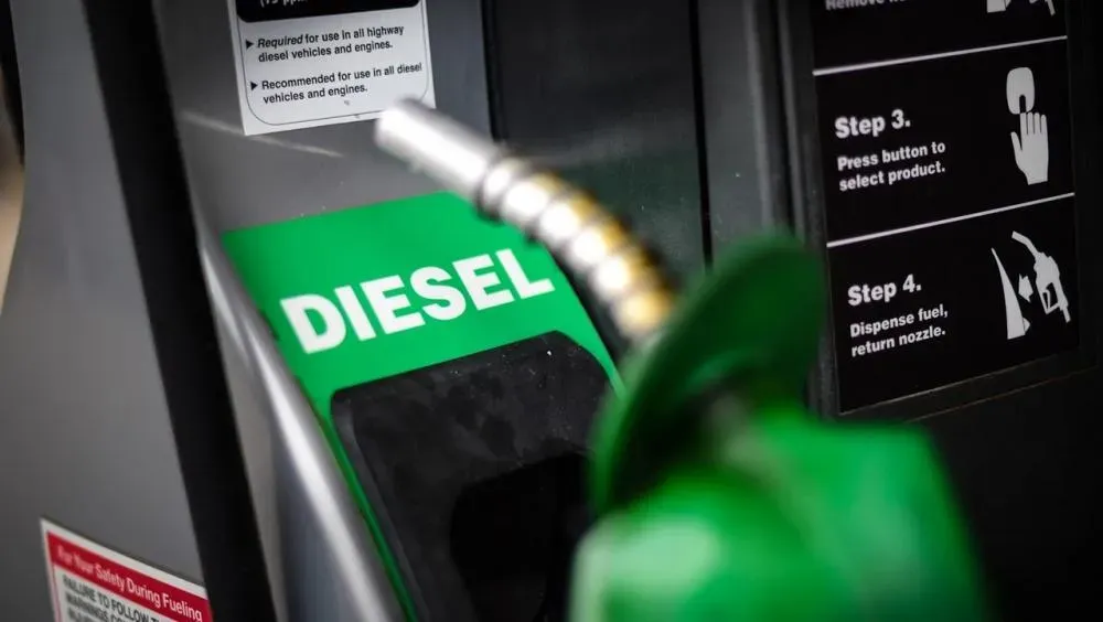 Preço do diesel acumula seis semanas seguidas de queda no Brasil
