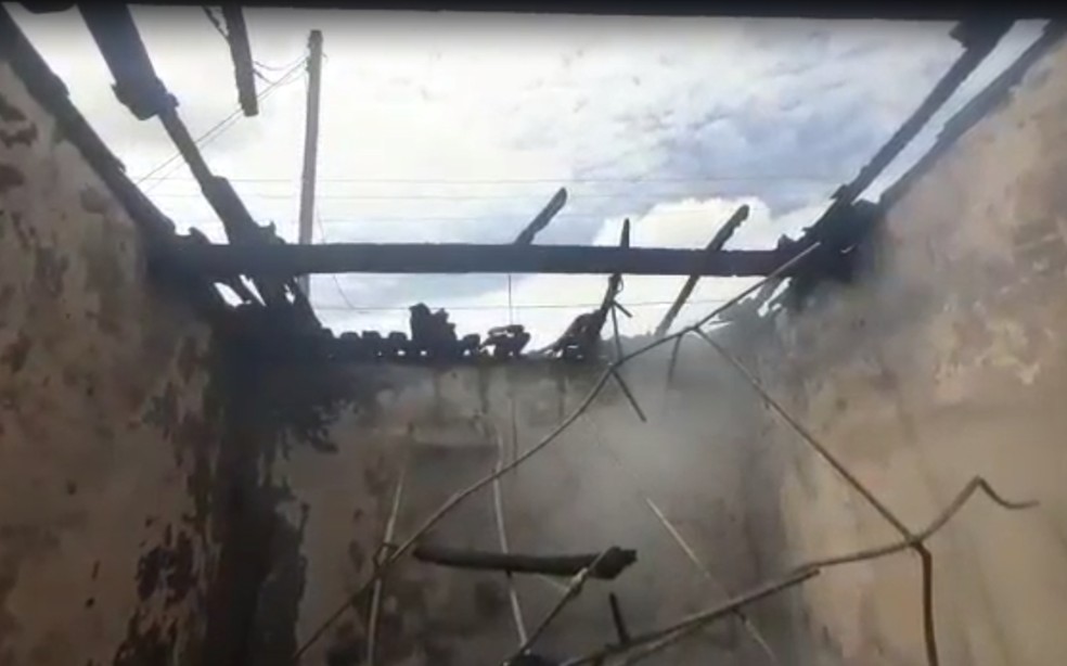 Família perde diversos eletrodomésticos após incêndio em casa no oeste baiano