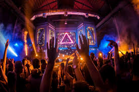 Rui Costa prorroga até 10 de dezembro decreto que libera 3 mil pessoas em eventos