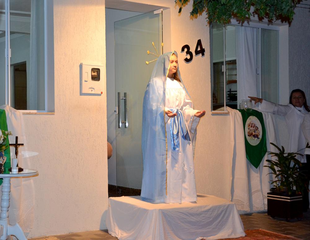 Caetité: Fé e emoção marcam a primeira noite da Festa de Santana 2018