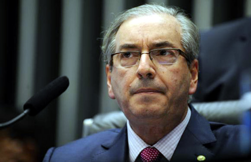 Eduardo Cunha diz em rede social não ser o vilão do País