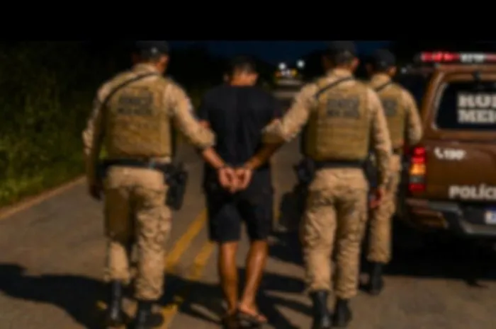 Rondesp prende homem com mandado de prisão em aberto durante abordagem em Bom Jesus da Lapa
