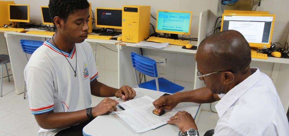 Renovação de matrícula na rede estadual de ensino começa no dia 26 de novembro