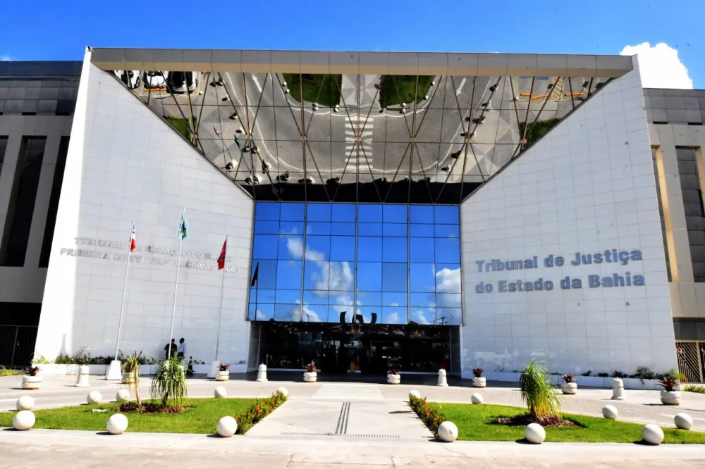 Coelba é condenada a pagar R$ 200 mil por mortes em choque elétrico que matou madrasta e enteado em Caculé
