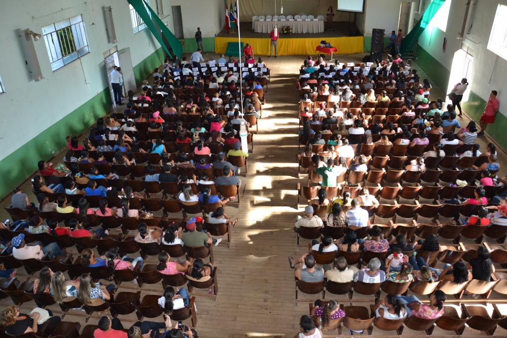 Governo de Caetité realiza reunião com famílias pré-selecionadas para receberem as moradias do MCMV 