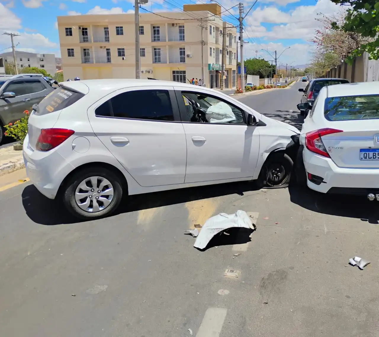 Motorista recusa bafômetro após acidente em Guanambi