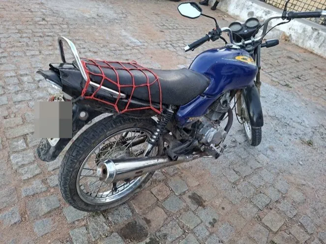 Adolescente de 17 anos é apreendido conduzindo moto irregular em Guanambi