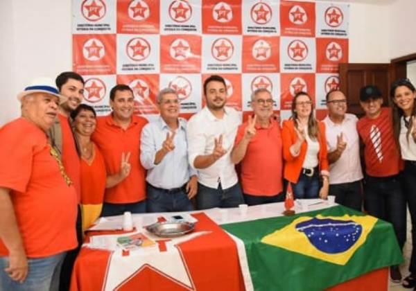 PT lança Zé Raimundo como pré-candidato a prefeito em Vitória da Conquista