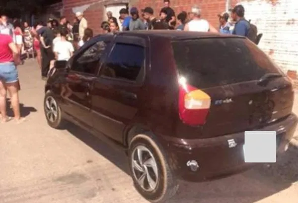 Adolescente fica gravemente ferido após colisão entre carro e moto na zona rural de Guanambi