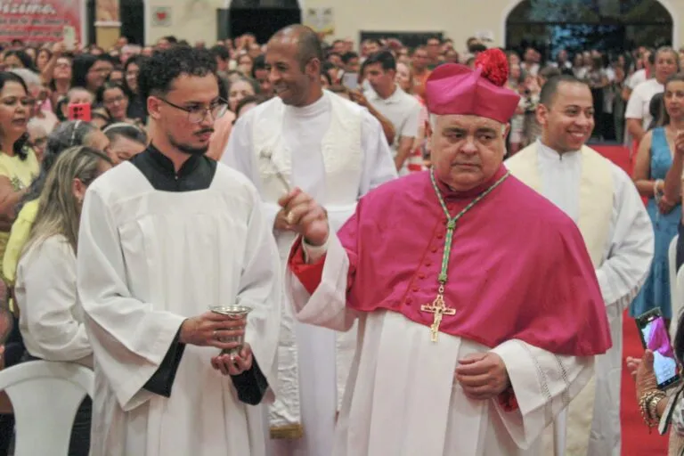 Diocese de Caetité cria a 42ª paróquia em Brumado