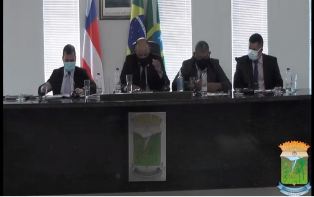 Prefeito de Livramento queria aprovar a ‘toque de caixa’ Projeto de Lei em que transfere responsabilidade de abastecimento de água para associações comunitárias 