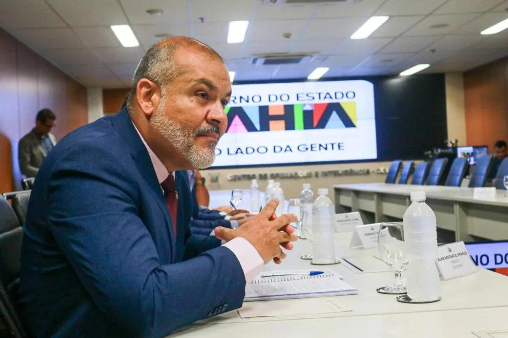 Justiça mantém mandato do prefeito de Boquira após rejeitar ações por abuso de poder