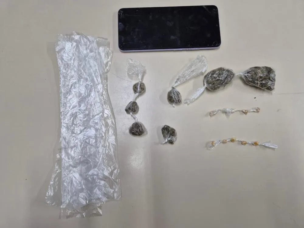 Homem é preso por tráfico de drogas em Guanambi