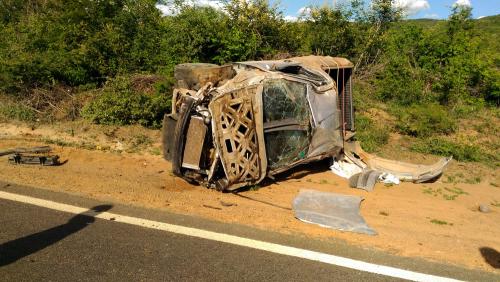 Caetité: Homem morre após capotar veículo na BR-430