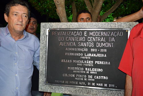 Fernando Laranjeira inaugura canteiro central da Avenida Santos Dumont em Palmas de Monte Alto