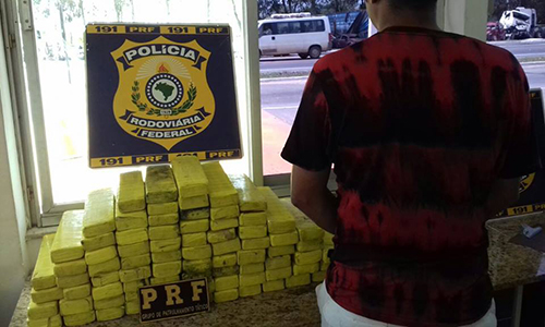 Traficante é preso com 56kg de drogas em Vitória da Conquista
