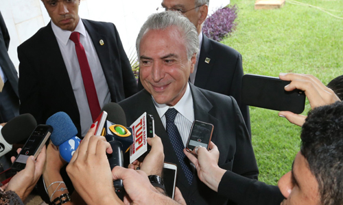 Temer anuncia reajuste médio de 12,5% no Bolsa Família