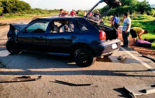 Oeste: Colisão entre três veículos deixa um morto e vários feridos