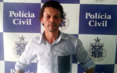 Homem é preso pela PM após assaltar perfumaria no Centro de Guanambi