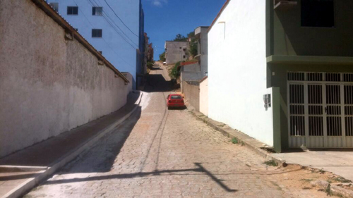 Caetité: Mulher é assaltada e tem celular roubado no Bairro Rancho Alegre