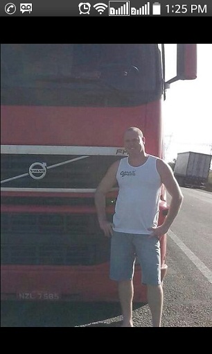 Motorista de Brumado morre em acidente com carreta bi-trem