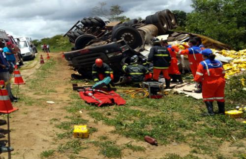 Acidente na BA-265 mata 4 pessoas da mesma família em Vitória da Conquista