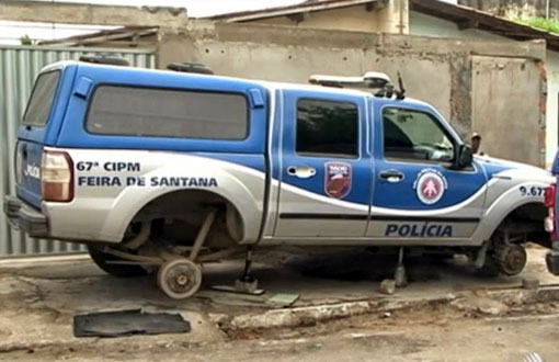 Bahia: Bandidos explodem caixa eletrônico e roubam pneus de viatura