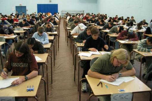 ENEM: candidatos aprovam tema da redação e avaliam matemática como prova mais difícil