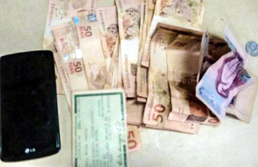 Empregada é detida por furtar mais de R$ 10 mil de residência em Vitória da Conquista