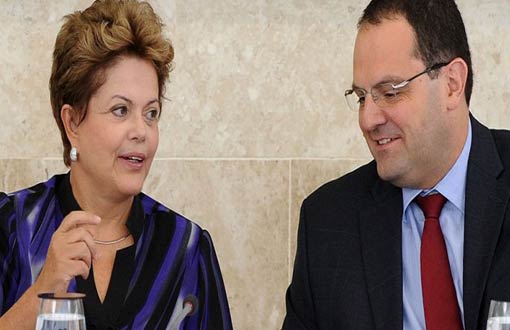 Governo vai aumentar impostos do 'andar de cima', diz ministro