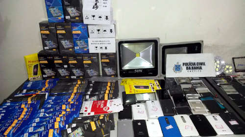 Caetité: Mulher é detida em ônibus com vários objetos sem nota fiscal