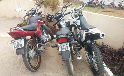 PETO apreende motocicletas irregulares em Caetité