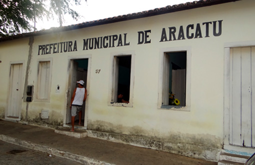 Prefeito de Aracatu é suspeito de improbidade administrativa