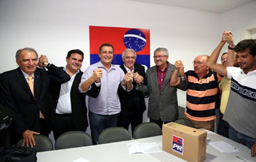 Eleições 2014: após controvérsias, PR oficializa apoio a Rui Costa 