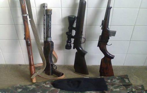 Brumado: Caesg prende 7 homens e apreende armas, drogas e munições
