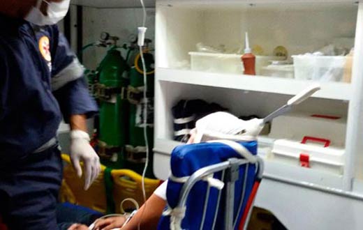 Conquista: mulher passa por cirurgia para retirar faca da cabeça