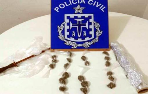 Caetité: Polícia Civil estoura 'boca de fumo' no Bairro Nossa Senhora da Paz