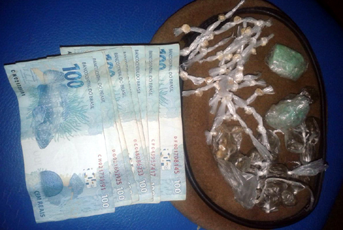 Guanambi: Polícia Militar prende indivíduo traficando no Bairro Lagoinha 